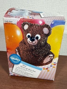 NEW Vintage Wilton Mini Stand Up Bear Pan